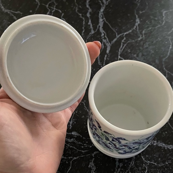 Vintage Gucci floral Canister with lid - Picture 2 of 3